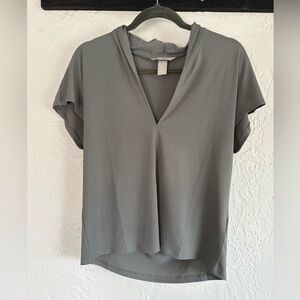 Elegant Gray Women's Top